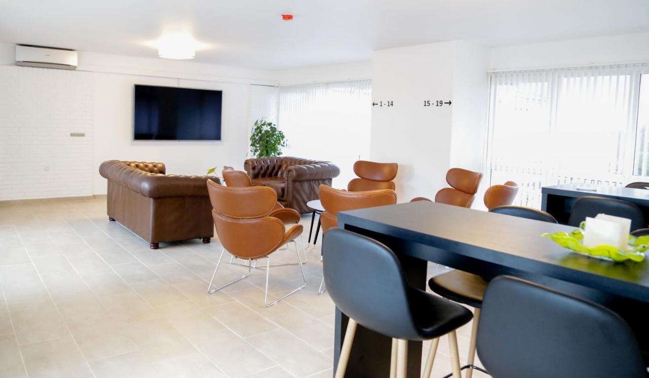 Hotel Ikast Bagian luar foto